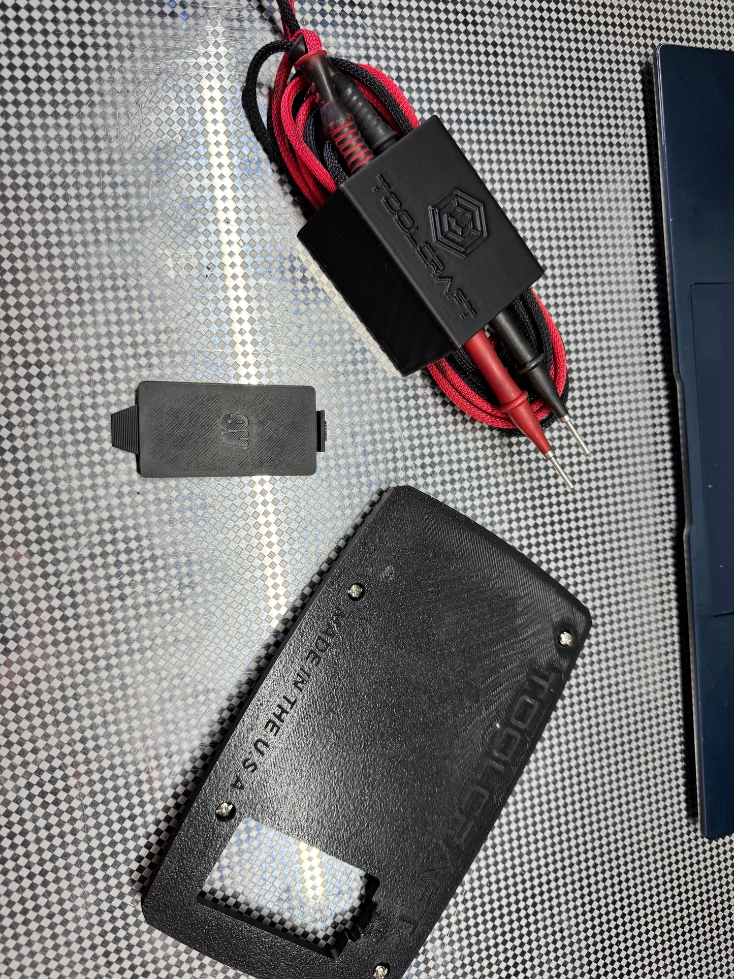 Snap on Digital Multimeter Easy access backplate
