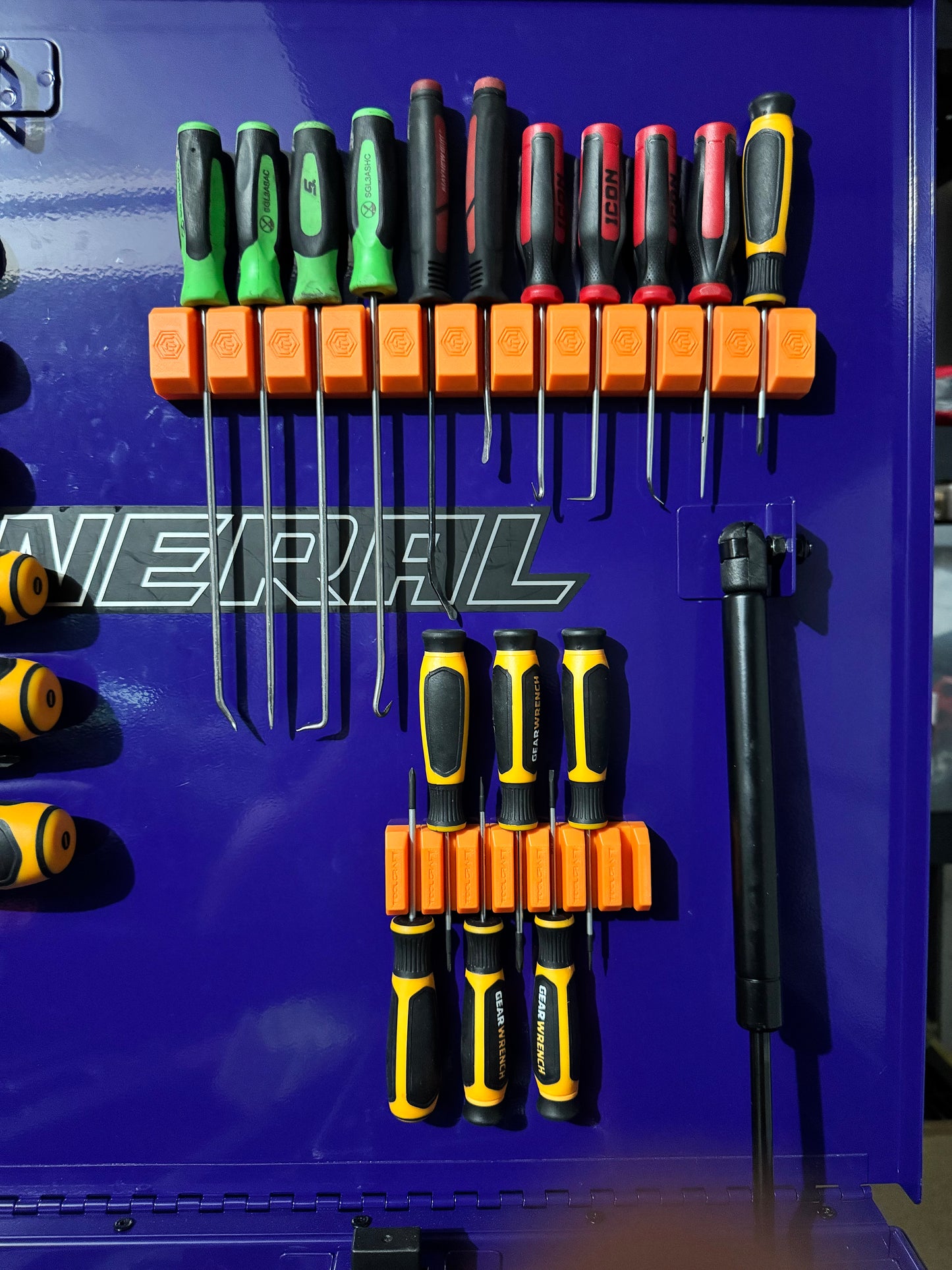 Mag Force Modular Pick Organizer