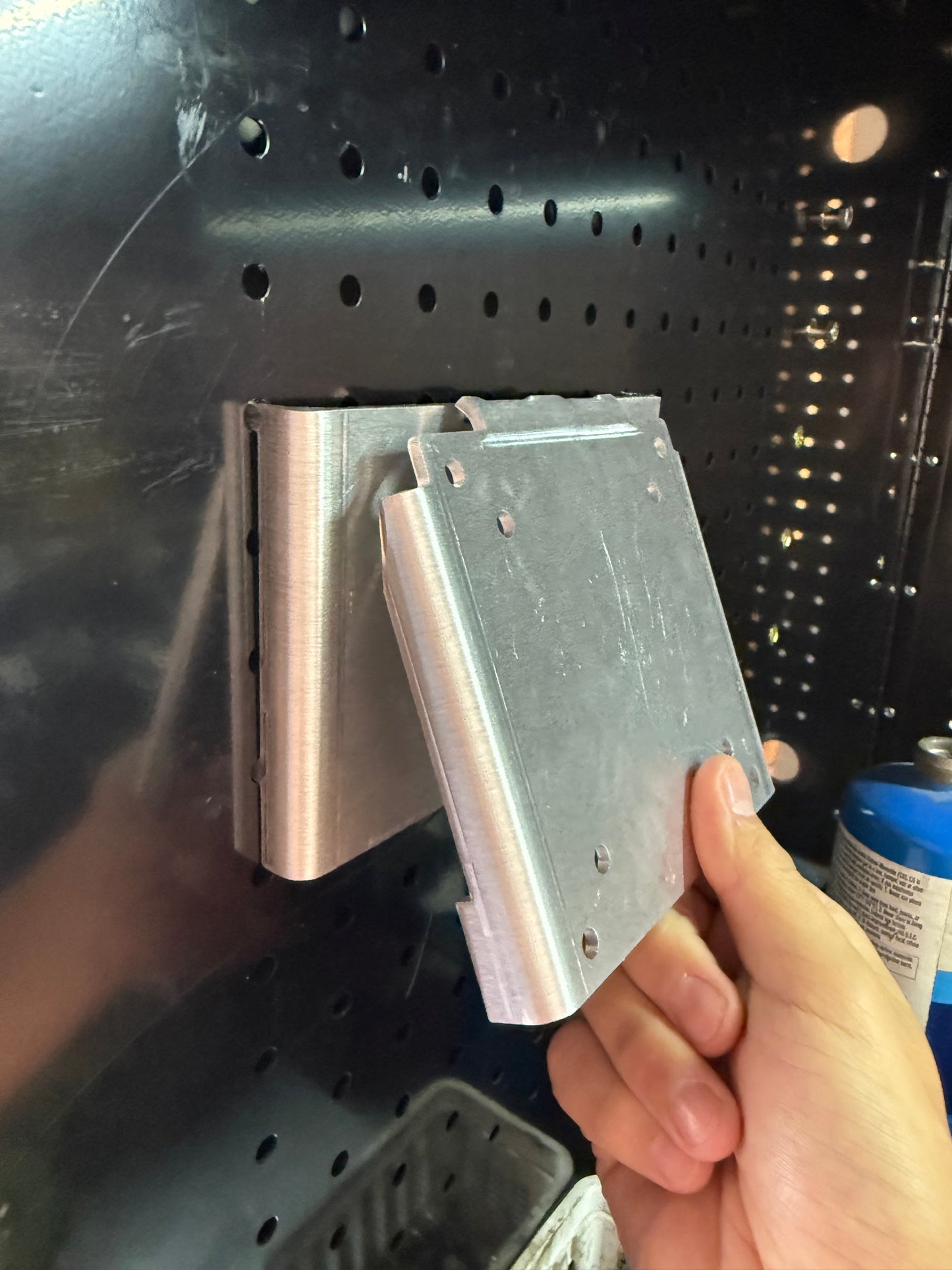 Aluminum monitor mount system