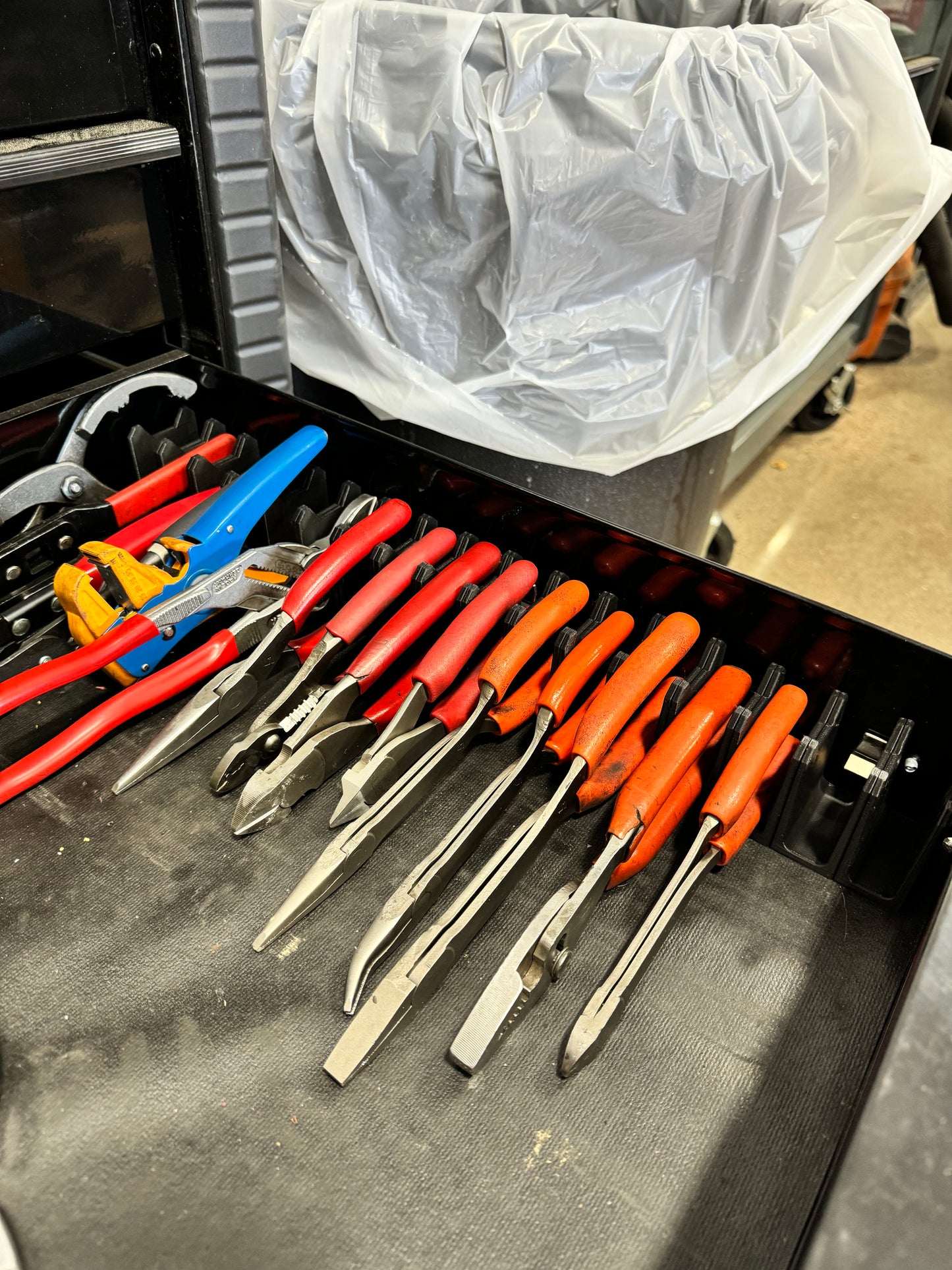 " THE UNSPRUNG " MODULAR PLIER ORGANIZER